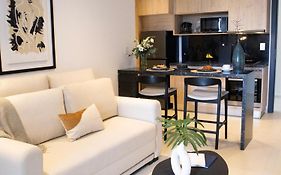 Divina Tower Apart Hotel